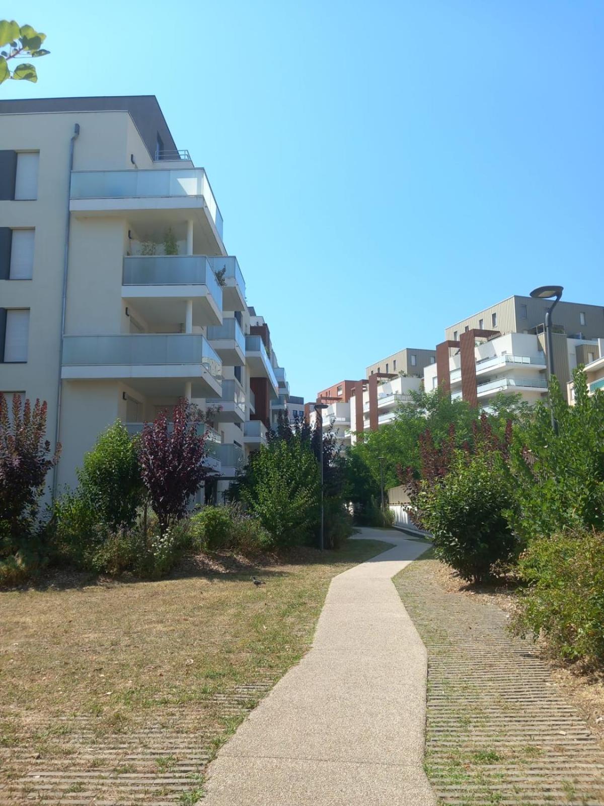 69A - Cosy Studio Ideally Located Lyon Gerland Exterior foto